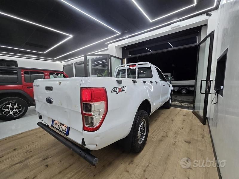 Gebraucht Ford Ranger XL 160 PS (117 kW) 2017 Weiß Pickup