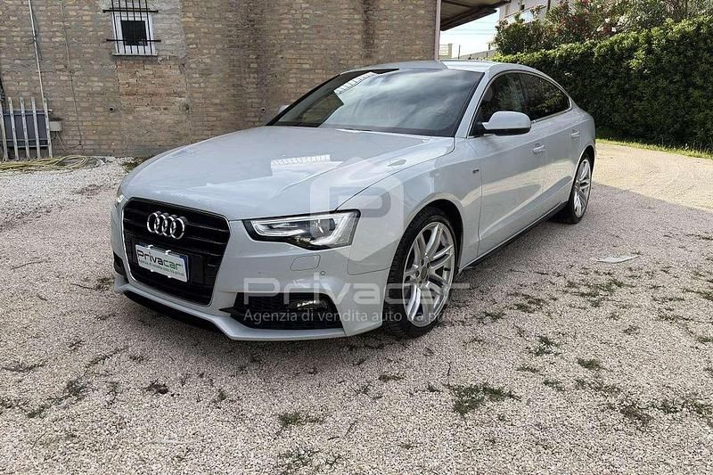 Bianco Usata 2015 Audi A5 S-Line Coupé | 12.500 € - Immagine 1/4