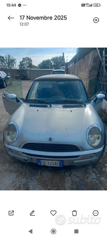 Usata Mini Cooper 90 CV (66 kW) 2004 Grigio Utilitaria