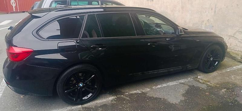 Usata BMW 320 Sport Line 184 CV (135 kW) 2014 Nero Station wagon