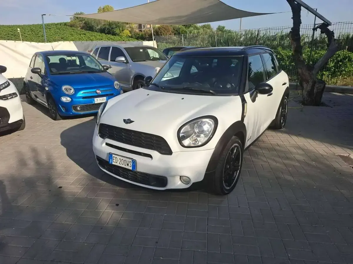 Usata Mini Cooper S Countryman 184 CV (135 kW) 2010 Bianco SUV