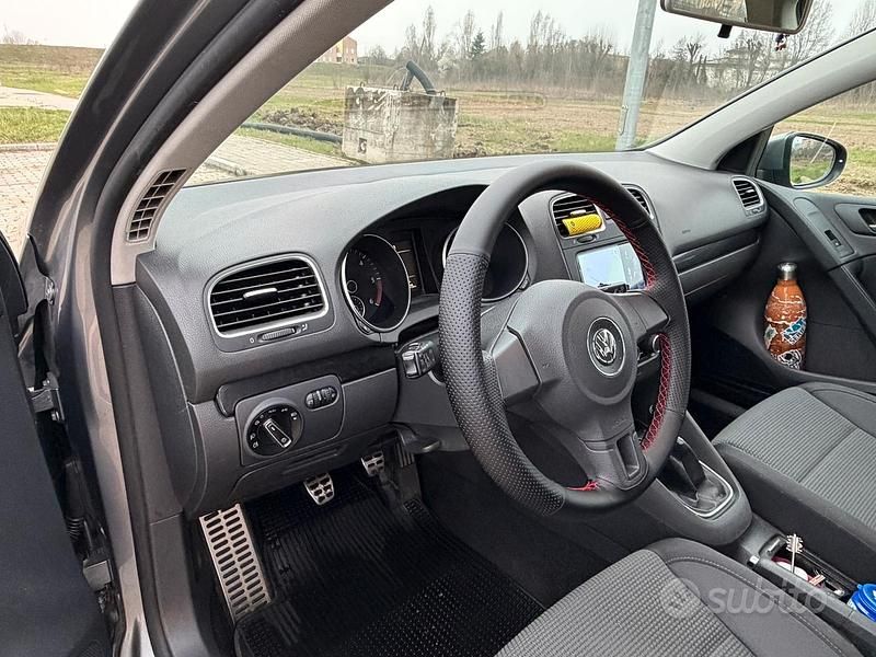 Usata VW Golf VI Comfortline 105 CV (77 kW) 2010 Grigio Utilitaria