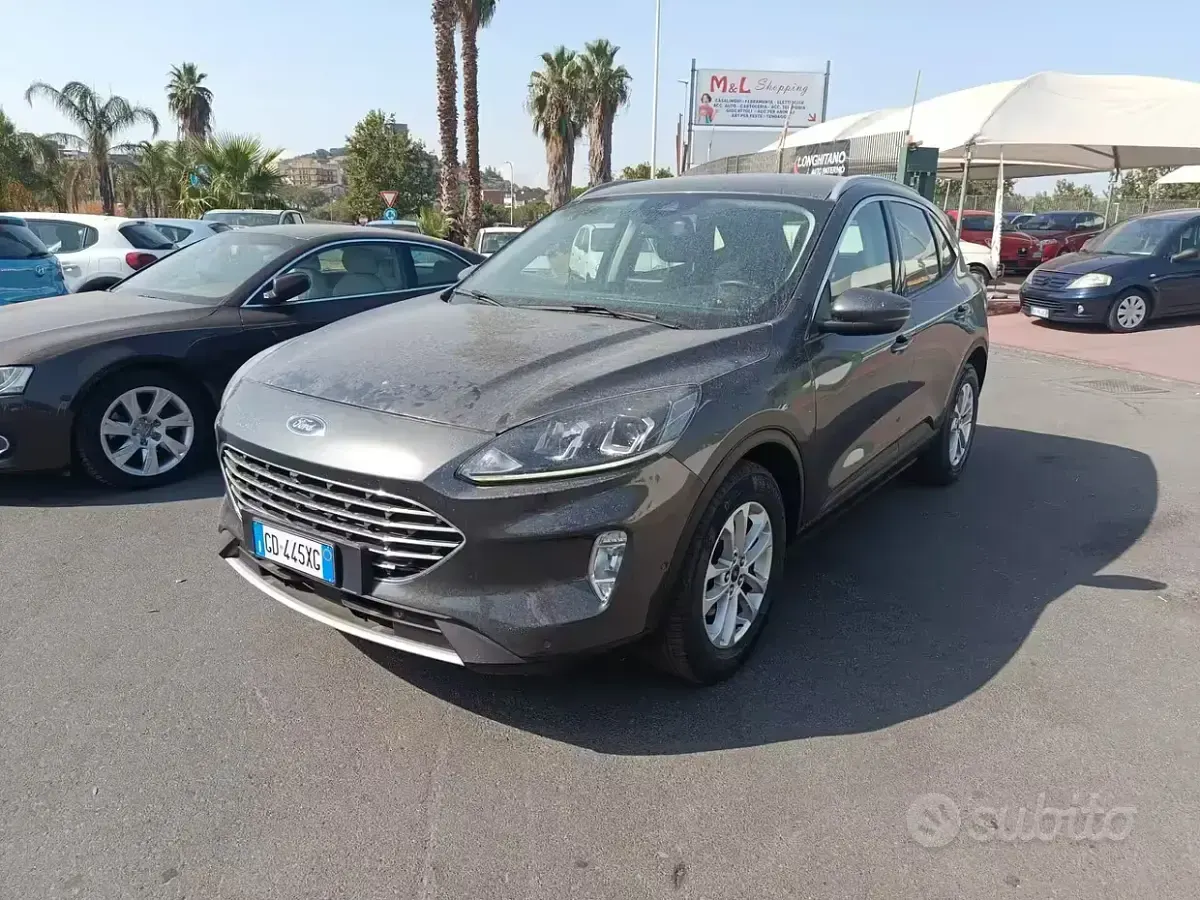 Usata Ford Kuga ST-Line X 120 CV (88 kW) 2020 Grigio SUV