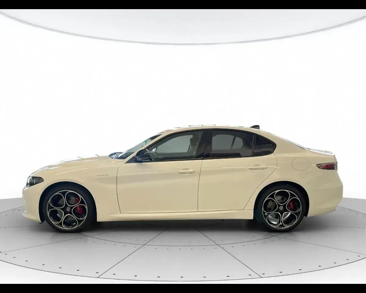 Nuova Alfa Romeo Giulia Veloce 160 CV (117 kW) 2025 Bianco Berlina