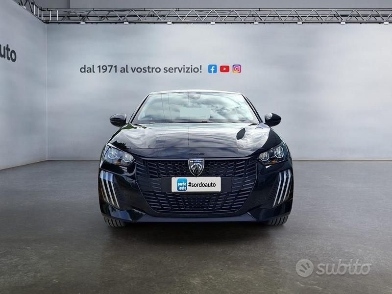 Usata Peugeot 208 Active 75 CV (55 kW) 2024 Nero Utilitaria