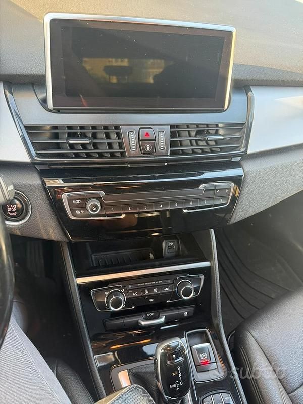 Usata BMW 218 Luxury Line 2019 Grigio Station wagon