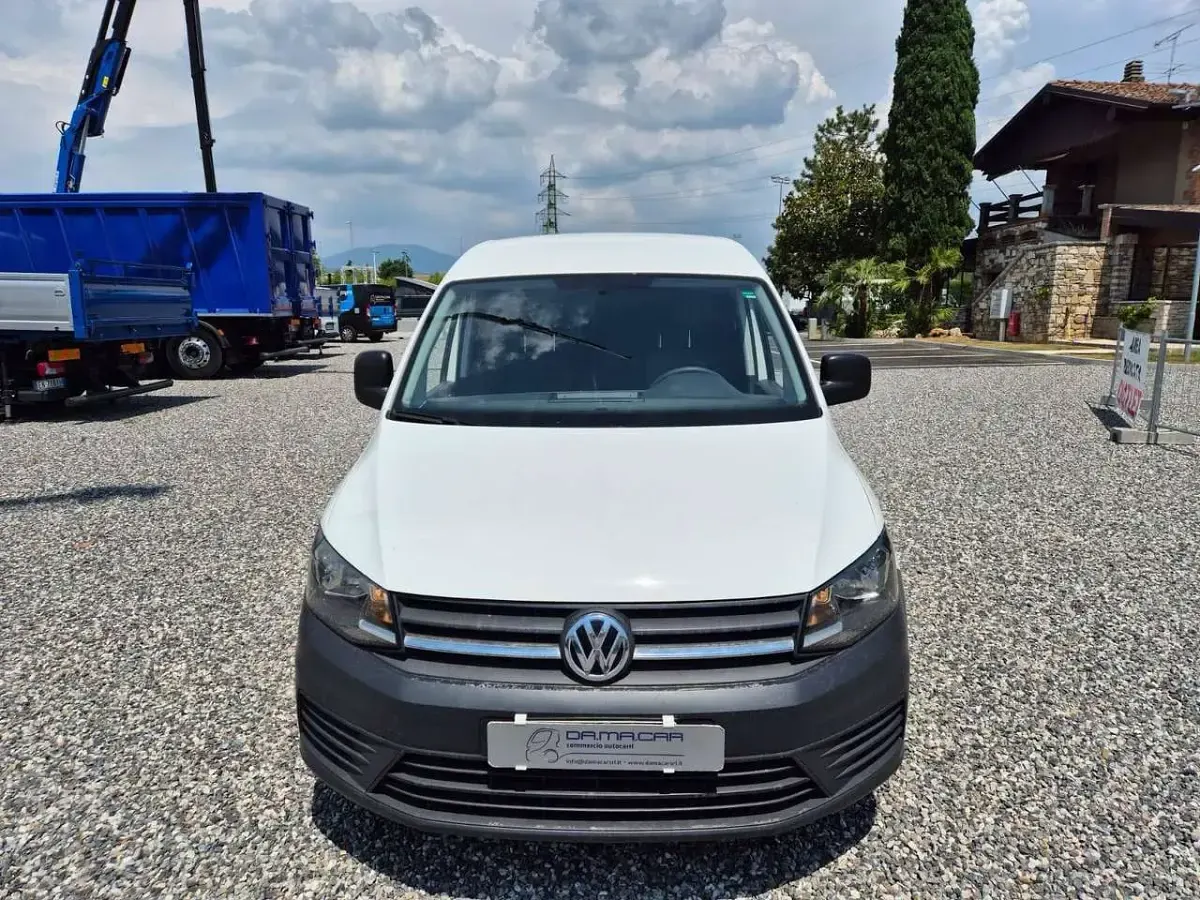Usata VW Caddy 102 CV (75 kW) 2019 Bianco Monovolume