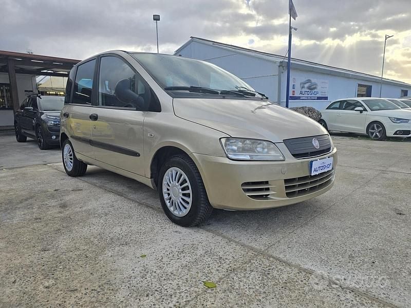 Usata Fiat Multipla Emotion 120 CV (88 kW) 2009 Marrone Monovolume