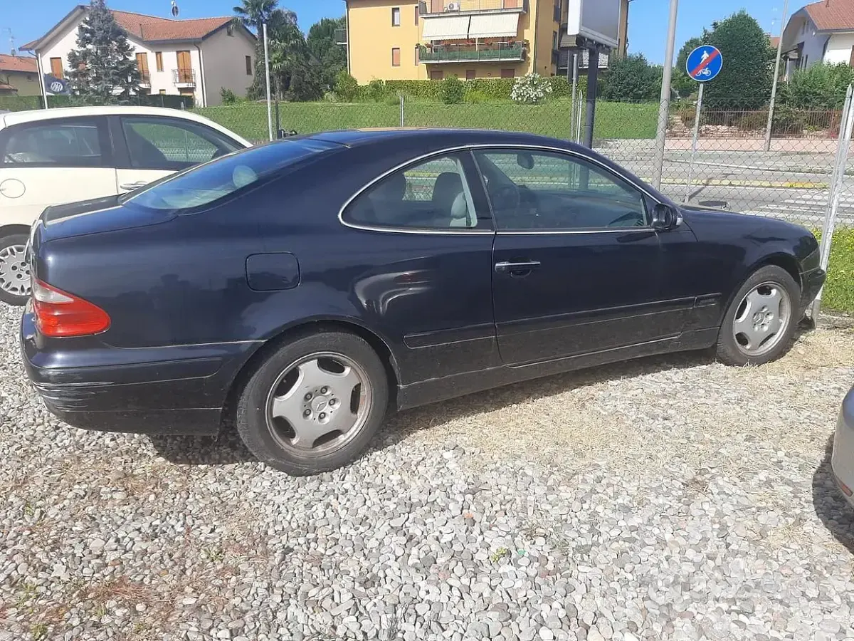 Usata Mercedes CLK200 Avantgarde 192 CV (141 kW) 2000 Bluazzurro Coupé