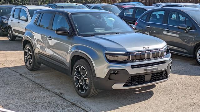 Nuova Jeep Avenger Summit 110 CV (80 kW) 2025 Grigio SUV