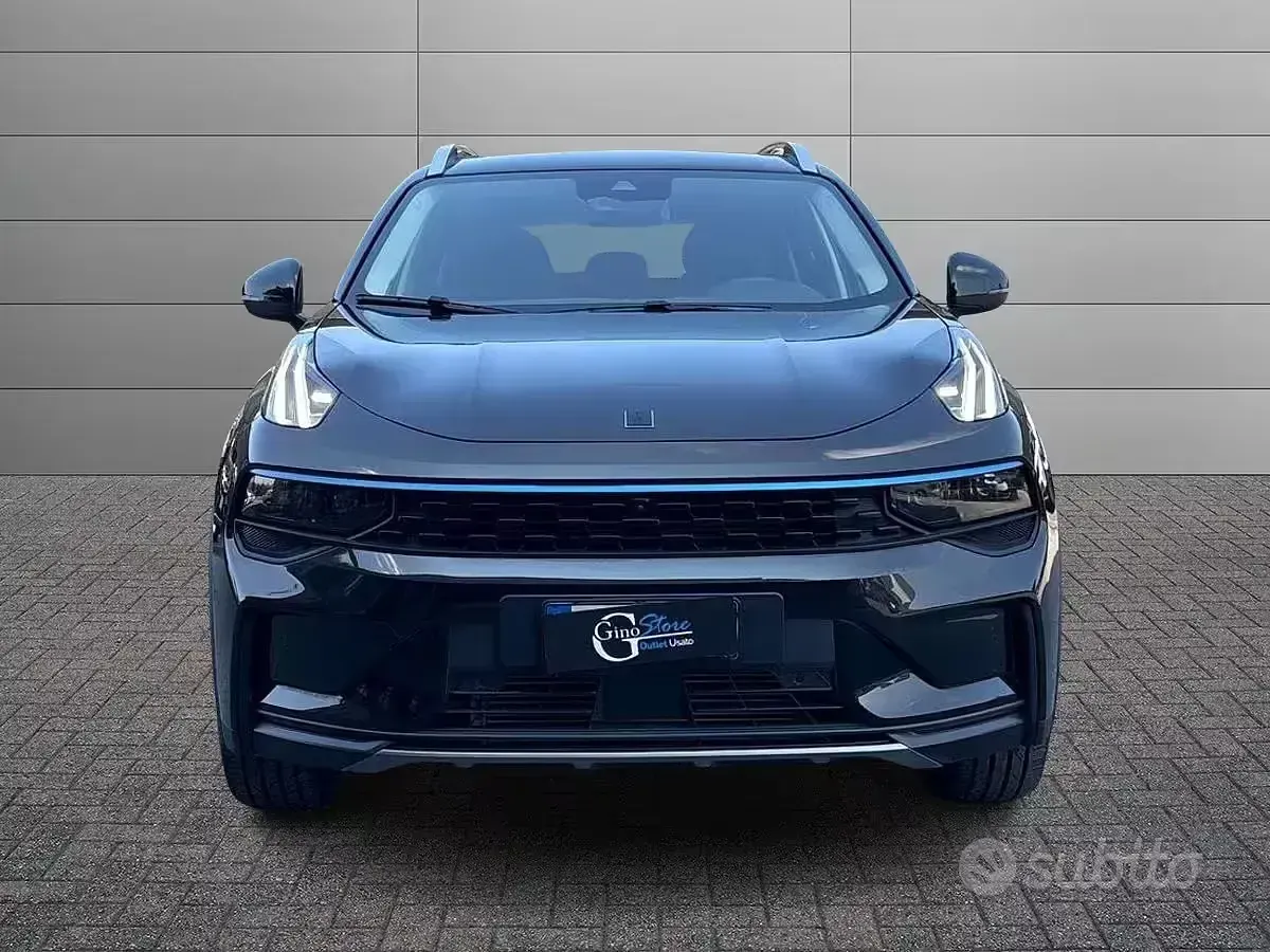 Usata Lynk & Co 01 179 CV (131 kW) 2022 Nero SUV