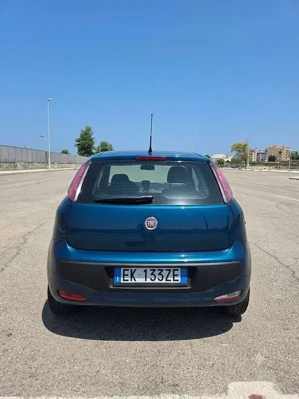 Usata Fiat Punto Evo Dynamic 69 CV (50 kW) 2011 Utilitaria