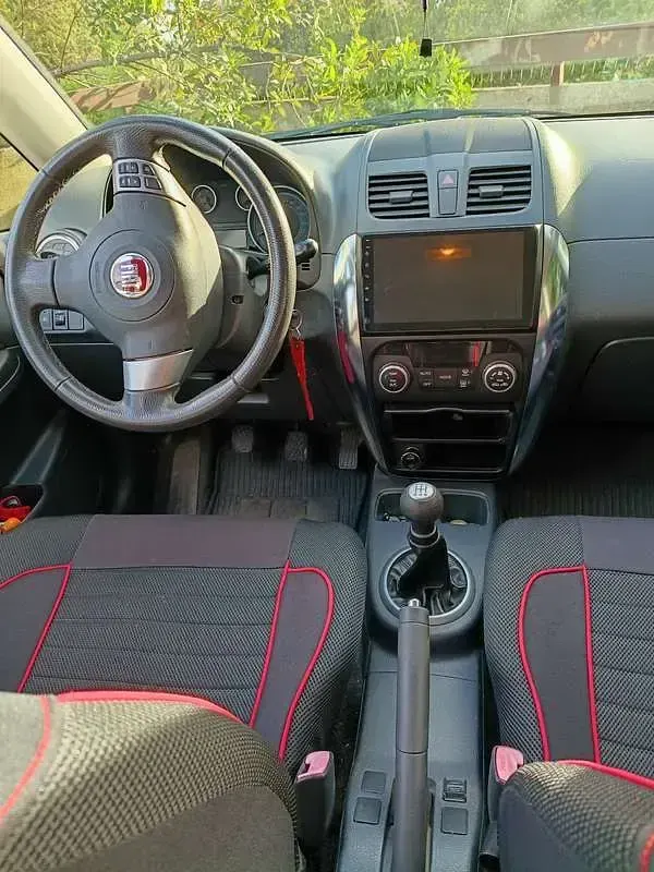 Usata Fiat Sedici Emotion 120 CV (88 kW) 2011 SUV