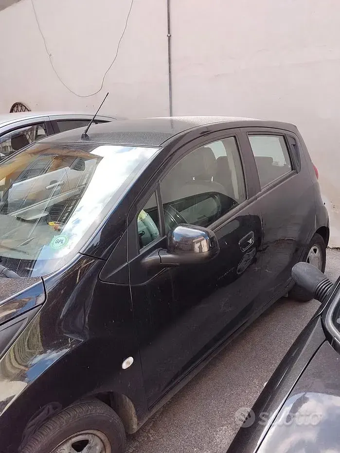 Usata Chevrolet Spark 68 CV (50 kW) 2013 Nero Utilitaria