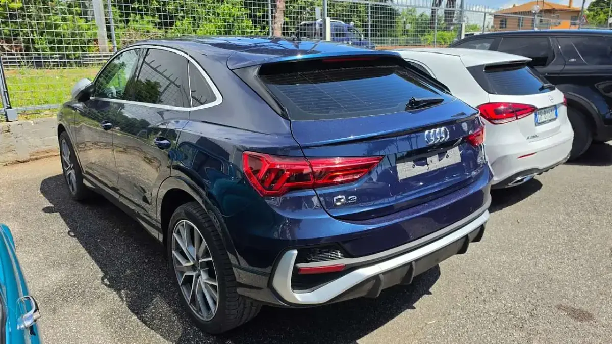 Usata Audi Q3 Sportback S-Line 200 CV (147 kW) 2020 Blu/azzurro SUV