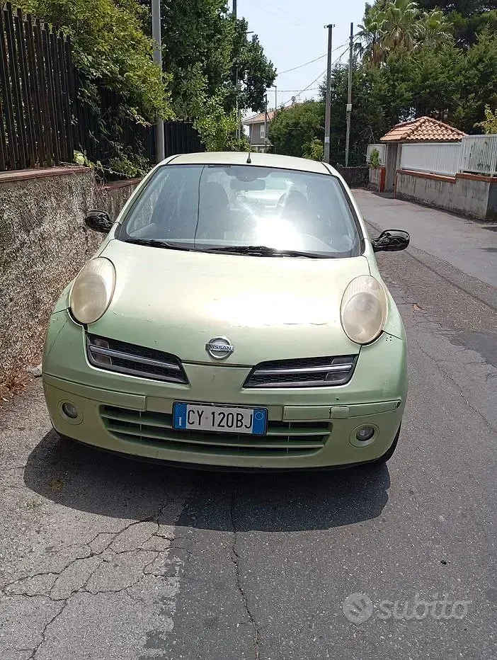 Usata Nissan Micra 82 CV (60 kW) 2005 Verde Berlina