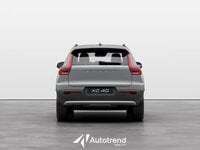 Nuova Volvo XC40 163 CV (119 kW) 2025 Argento SUV