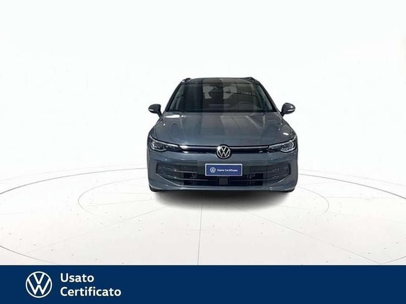 Usata VW Golf VIII Life 150 CV (110 kW) 2024 Grigio Station wagon
