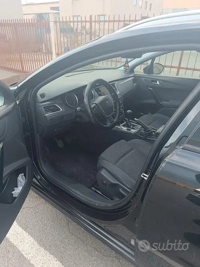 Usata Peugeot 508 150 CV (110 kW) 2015 Nero Station wagon