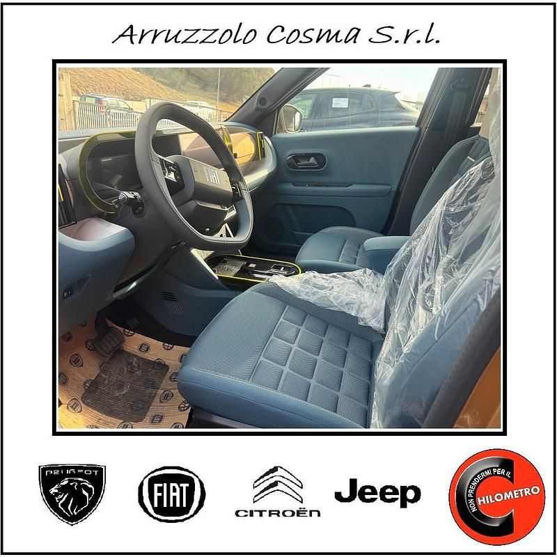 Nuova Fiat Grande Panda La Prima 52 kW (72 CV) 2025 Marrone Utilitaria