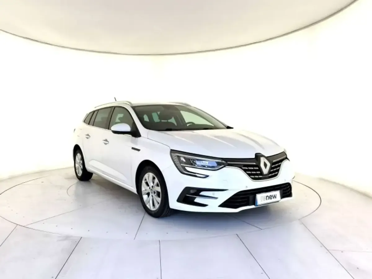 Usata Renault Mégane GrandTour Business 140 CV (102 kW) 2021 Bianco Station wagon