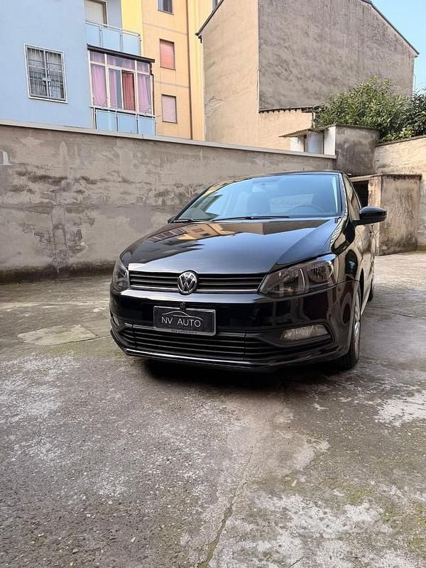 Usata VW Polo Trendline 75 CV (55 kW) 2017 Nero Utilitaria