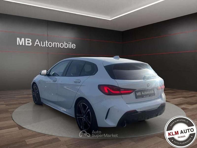 Usata BMW 118 M Sport 136 CV (100 kW) 2021 Bianco Utilitaria