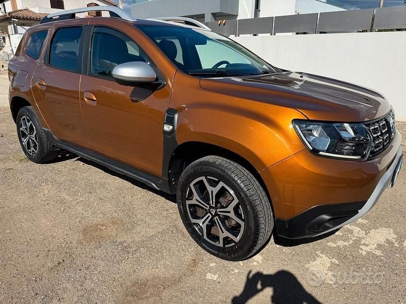Usata Dacia Duster Prestige 116 CV (85 kW) 2019 Giallo SUV