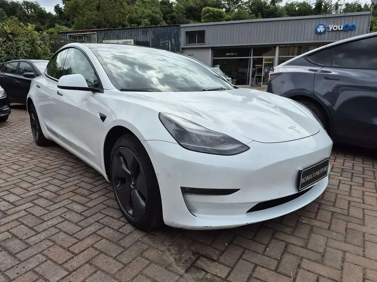 Usata Tesla Model 3 152 kW (208 CV) 2022 Bianco Berlina