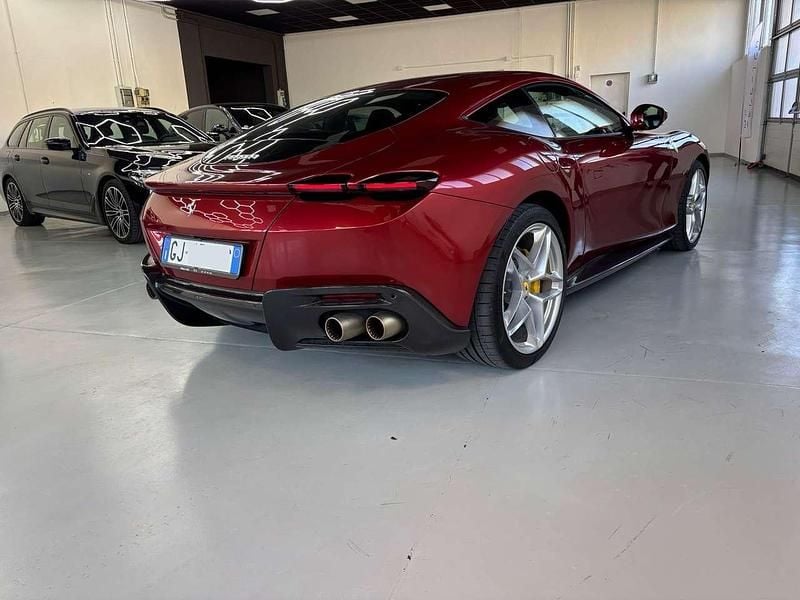 Usata Ferrari Roma 620 CV (456 kW) 2022 Rosso fiorano Coupé