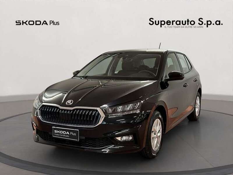 Nero Nuova 2024 Skoda Fabia Ambition Tre volumi | 15.300 € (Ottimo prezzo) - Immagine 1/4