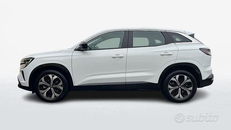 Usata Renault Austral Evolution 200 CV (147 kW) 2024 Bianco SUV