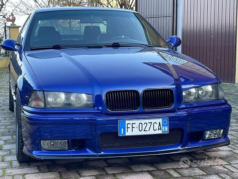 Usata BMW 325 192 CV (141 kW) 1991 Blu Berlina