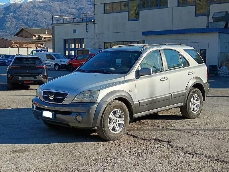 Usata Kia Sorento Active 140 CV (102 kW) 2004 Marrone SUV