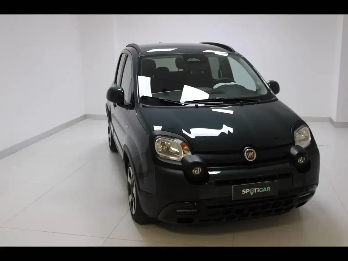 Usata Fiat Panda Cross Cross 69 CV (50 kW) 2025 Utilitaria