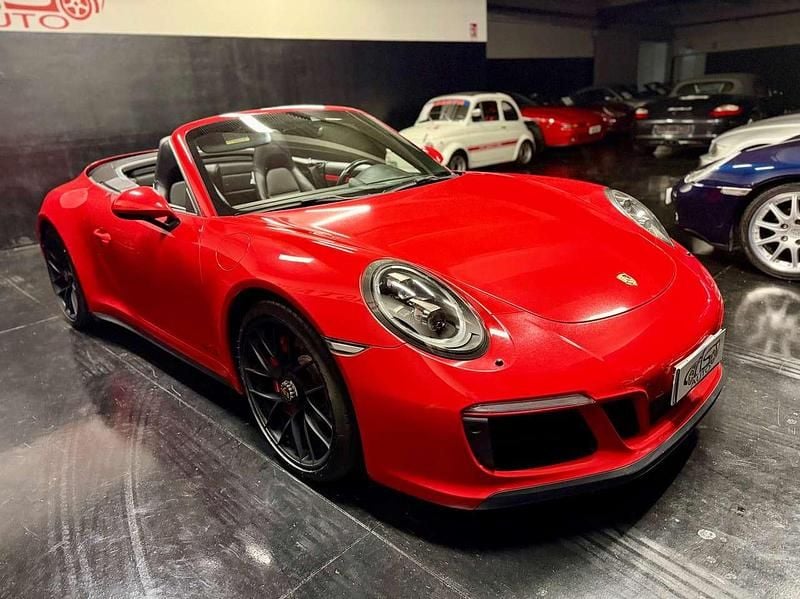 Usata Porsche 911 Carrera Cabriolet 450 CV (330 kW) 2018 Rosso Cabrio