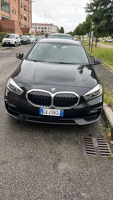 Usata BMW 118 140 CV (102 kW) 2020 Utilitaria