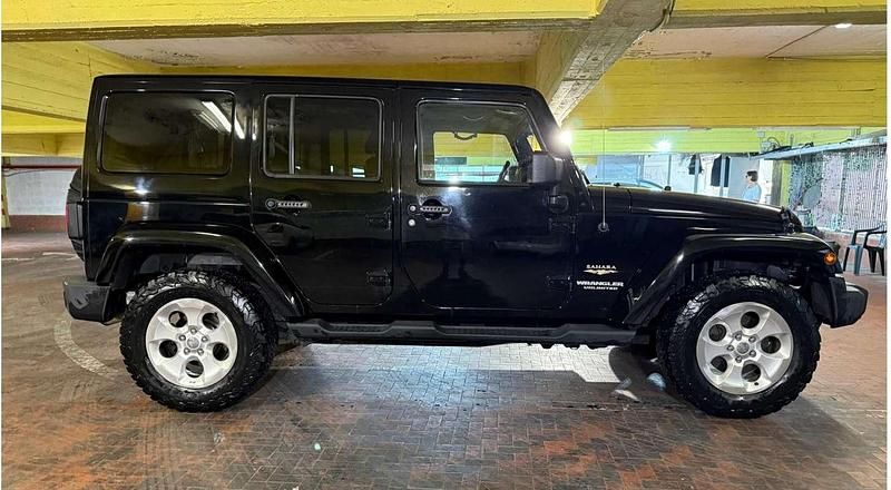 Usata Jeep Wrangler Unlimited Sahara 200 CV (147 kW) 2013 SUV