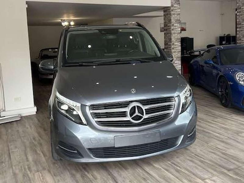 Usata Mercedes V250 Premium 190 CV (139 kW) 2020 Grigio Monovolume