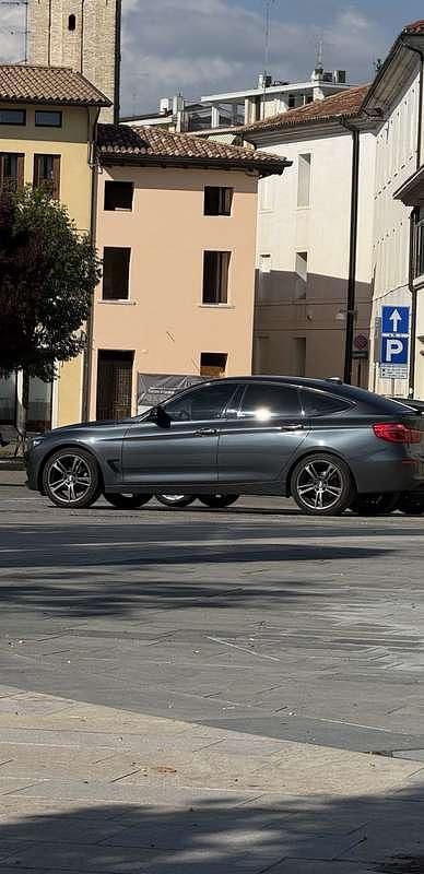 Usata BMW 318 Gran Turismo Advantage 150 CV (110 kW) 2017 Berlina