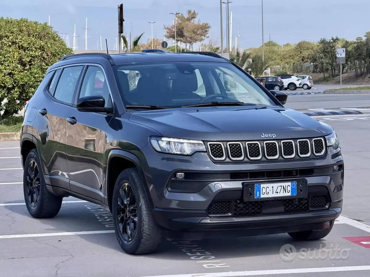 Usata Jeep Compass 131 CV (96 kW) 2021 Grigio SUV