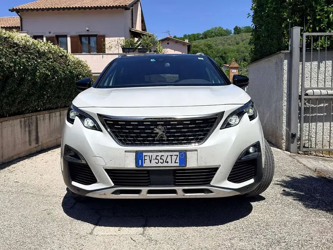 Usata Peugeot 3008 GT-line 131 CV (96 kW) 2019 Bianco SUV