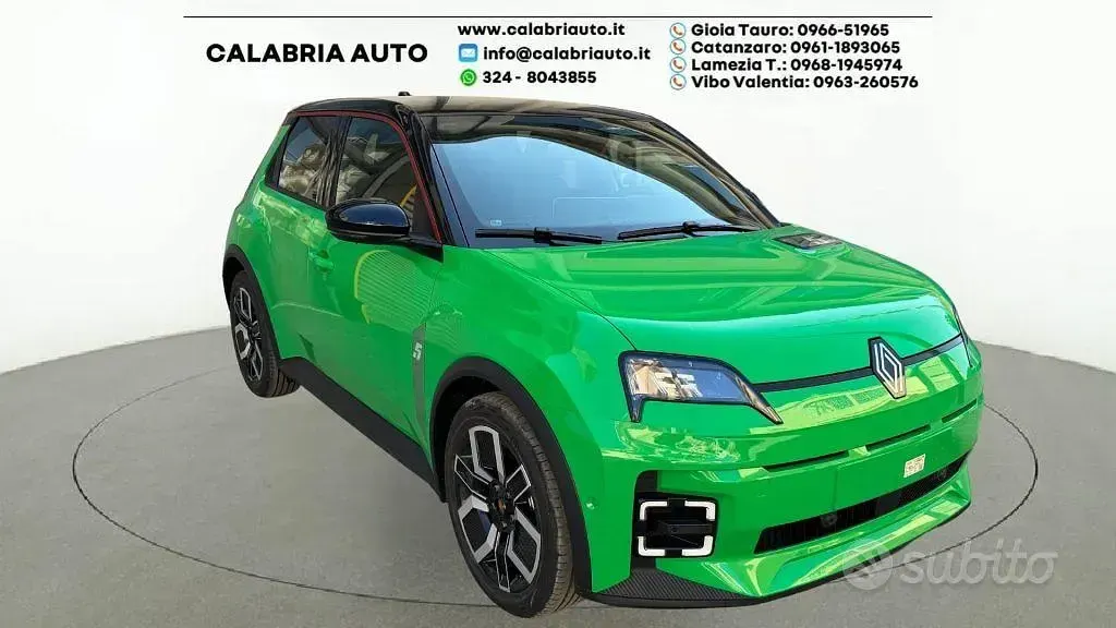 Nuova Renault 5 E-Tech 69 kW (95 CV) 2026 Verde Berlina