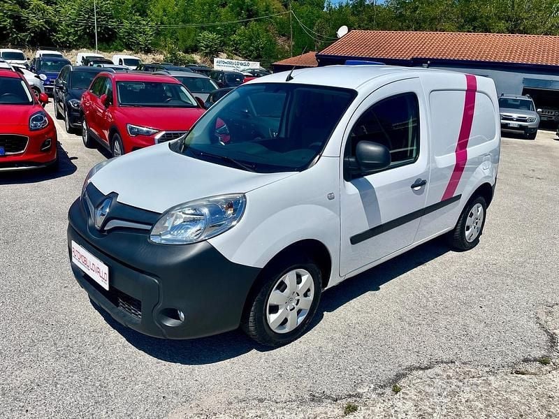 Usata Renault Kangoo 95 CV (69 kW) 2020 Bianco Monovolume