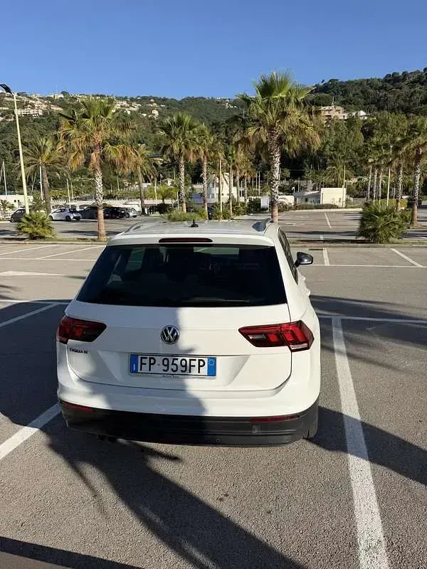 Usata VW Tiguan Business 116 CV (85 kW) 2018 Bianco SUV