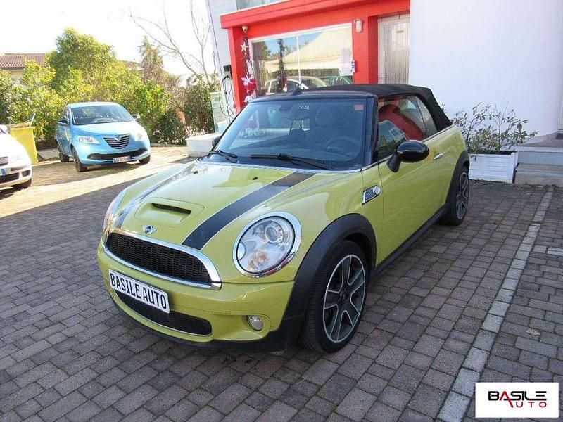 Usata Mini Cooper S Cabriolet 175 CV (128 kW) 2009 Giallo Cabrio