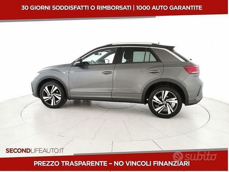 Usata VW T-Roc R-line 150 CV (110 kW) 2024 Grigio SUV