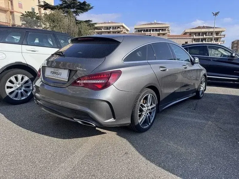 Usata Mercedes CLA200 Premium 135 CV (99 kW) 2019 Grigio Coupé