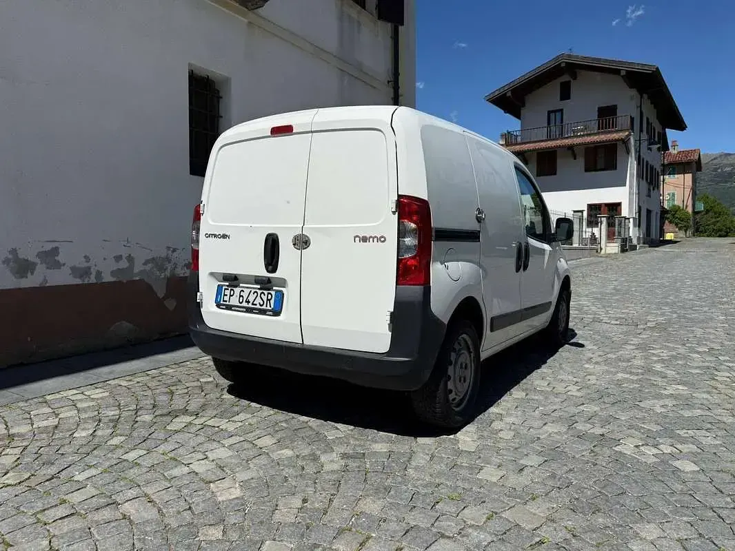 Usata Citroën Nemo 75 CV (55 kW) 2013 Bianco Monovolume