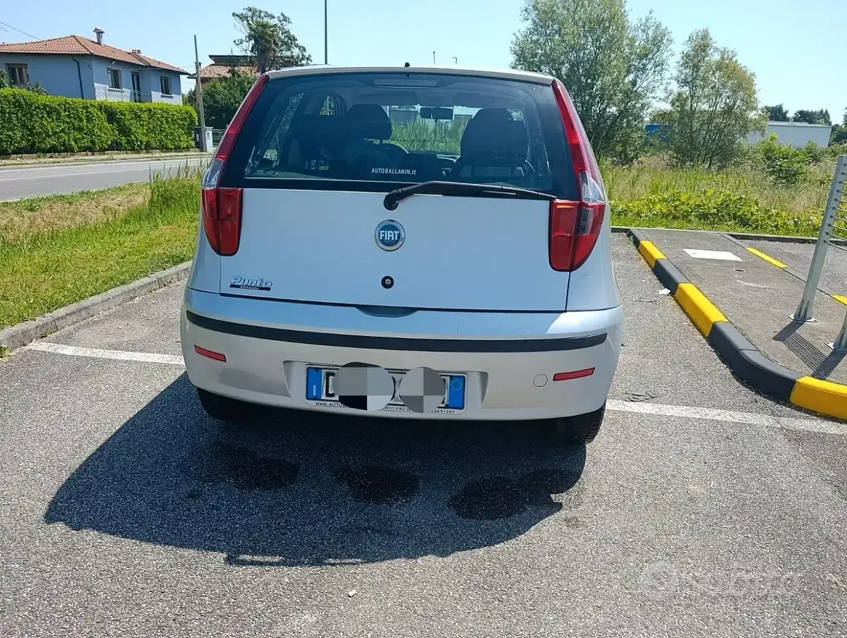 Usata Fiat Punto Classica 60 CV (44 kW) 2007 Grigio Utilitaria